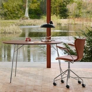 Fritz Hansen - 3117 Series 7 - Fully Upholstered, Leather, Grace Black - Office Chairs - Arne Jacobsen - Black